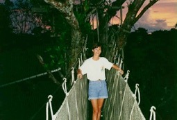 amazon rainforest lodge tour in Peru - canopy walkway